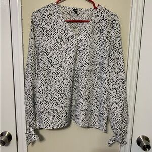 Cute SHEIN size medium blouse
